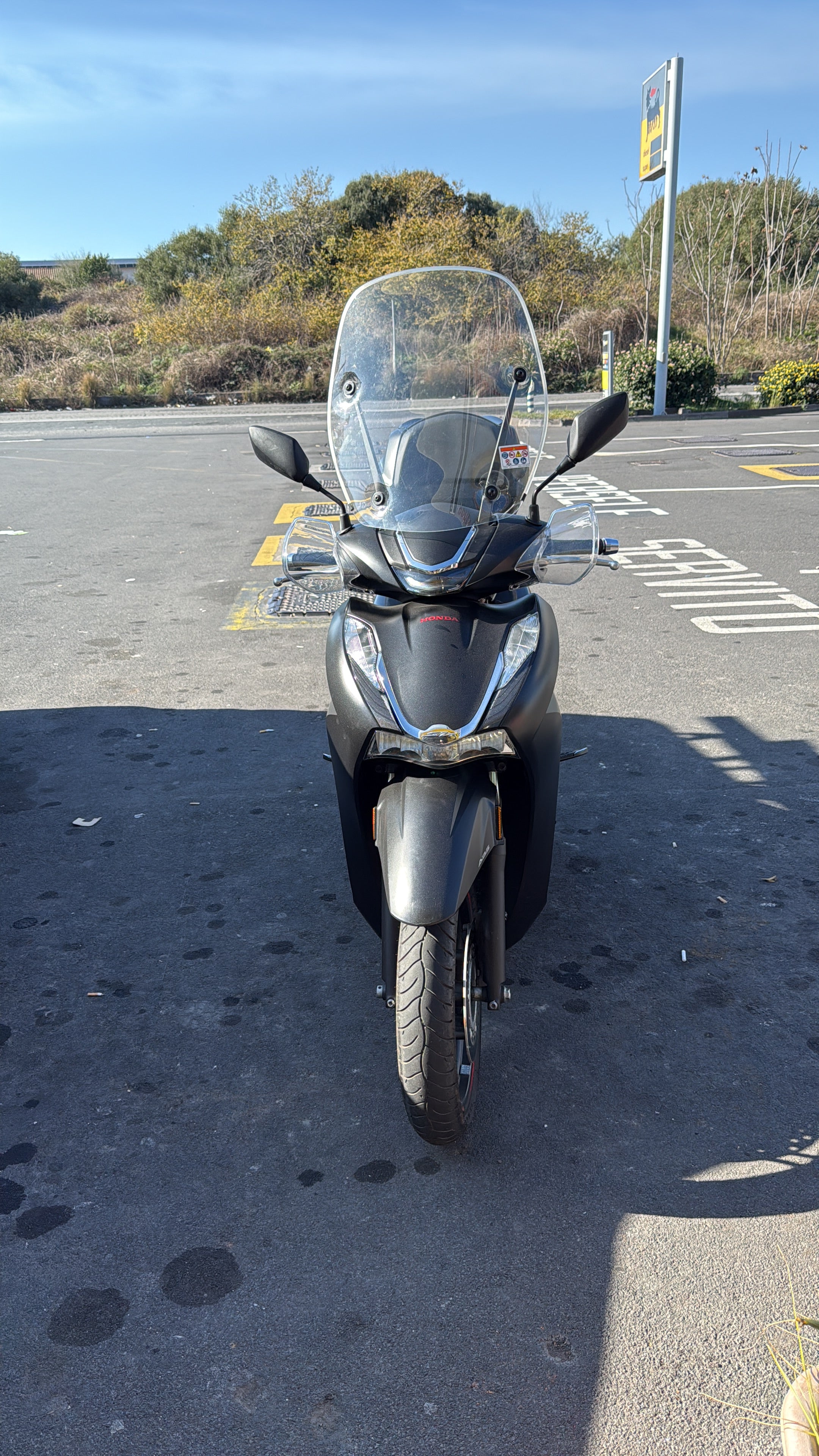Honda sh350 2023 8000km