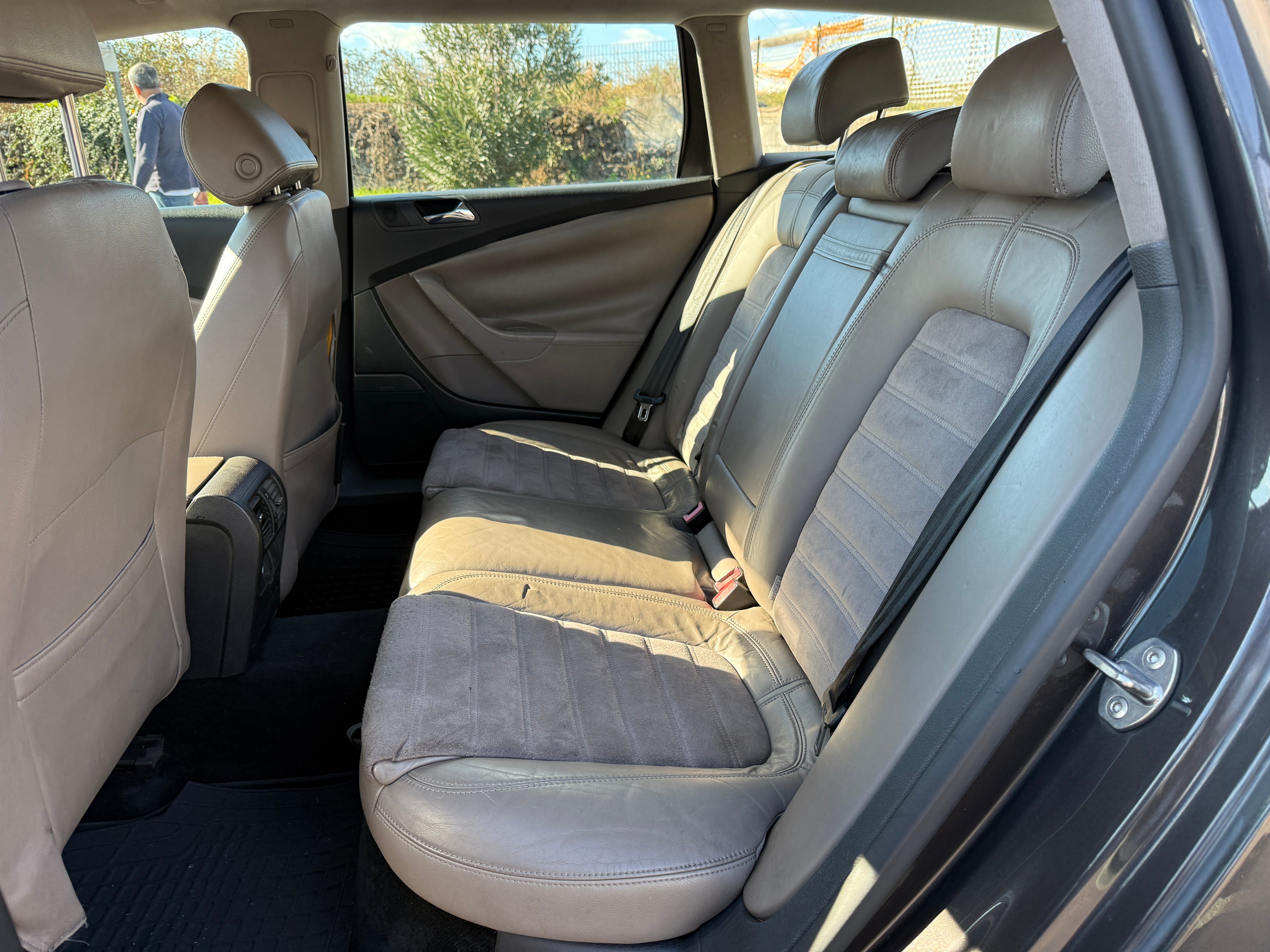 Volkswagen Passat 2.0 tdi 140 cv