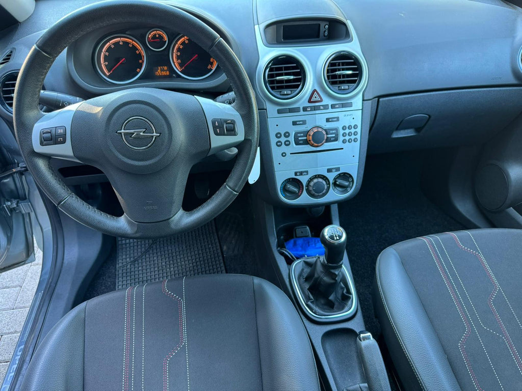 Opel Corsa 1.2 benzina/gpl