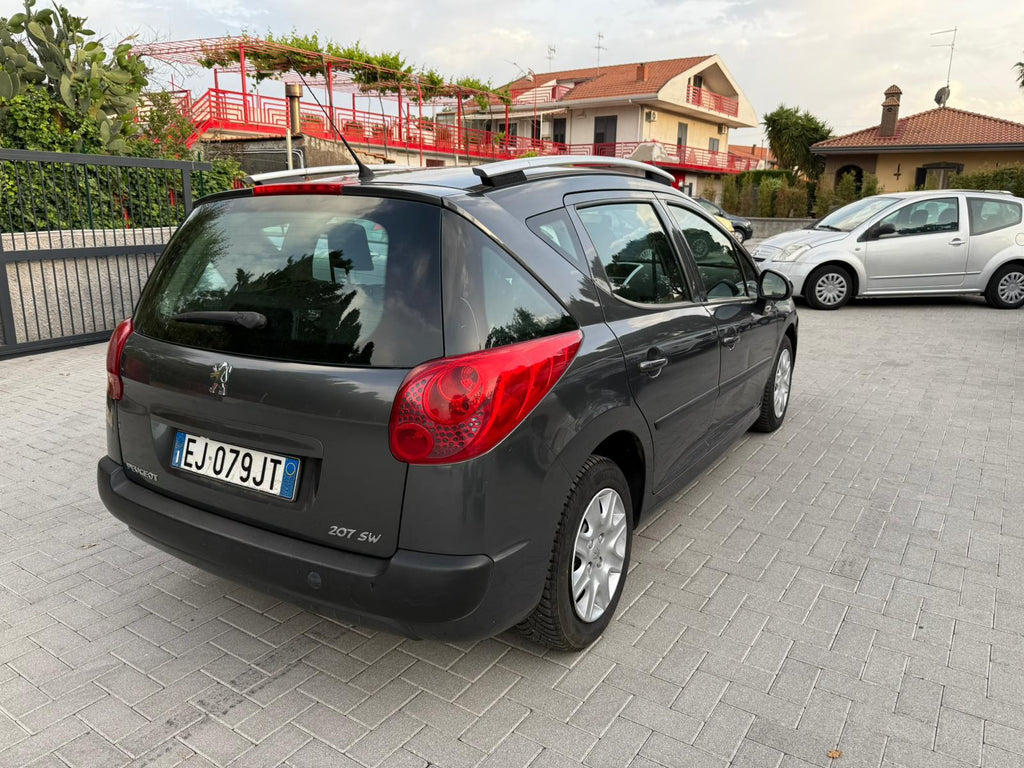 Peugeot 207 SW 1.4 benzina
