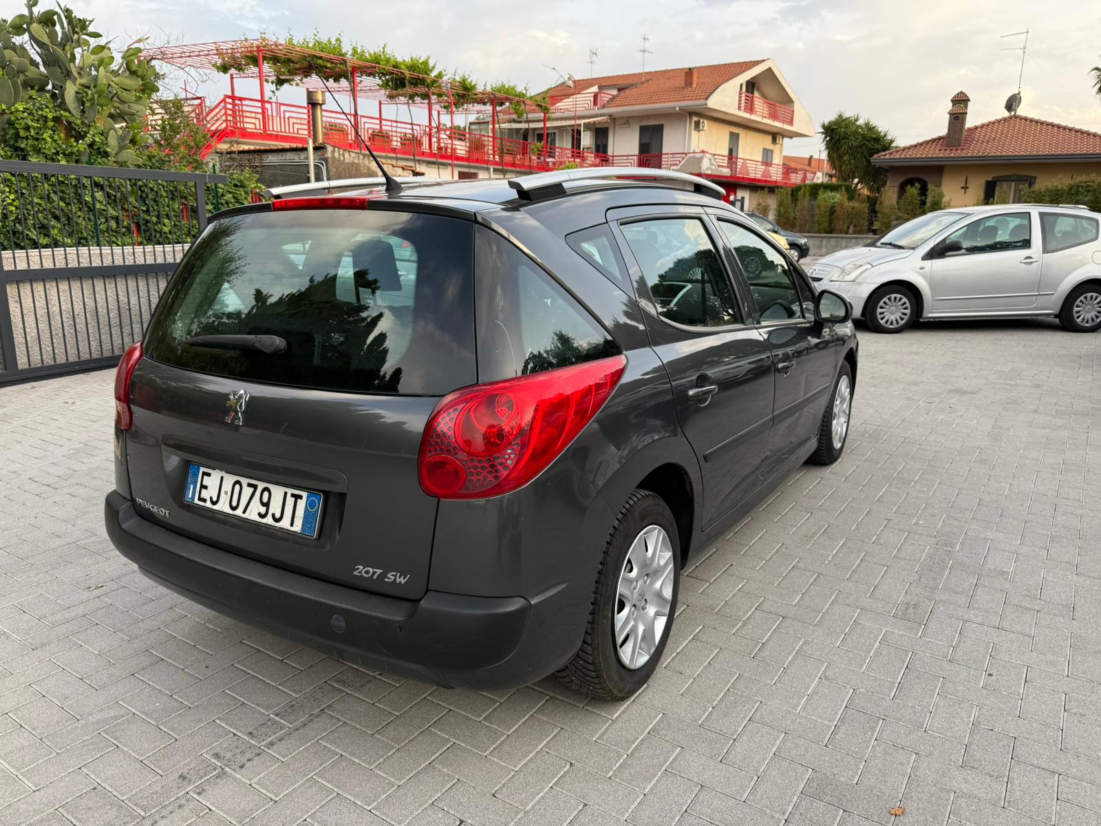 Peugeot 207 SW 1.4 benzina
