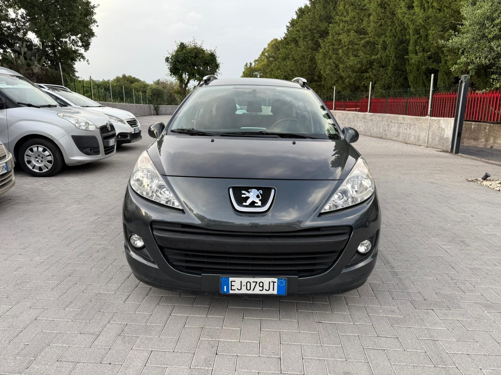 Peugeot 207 SW 1.4 benzina