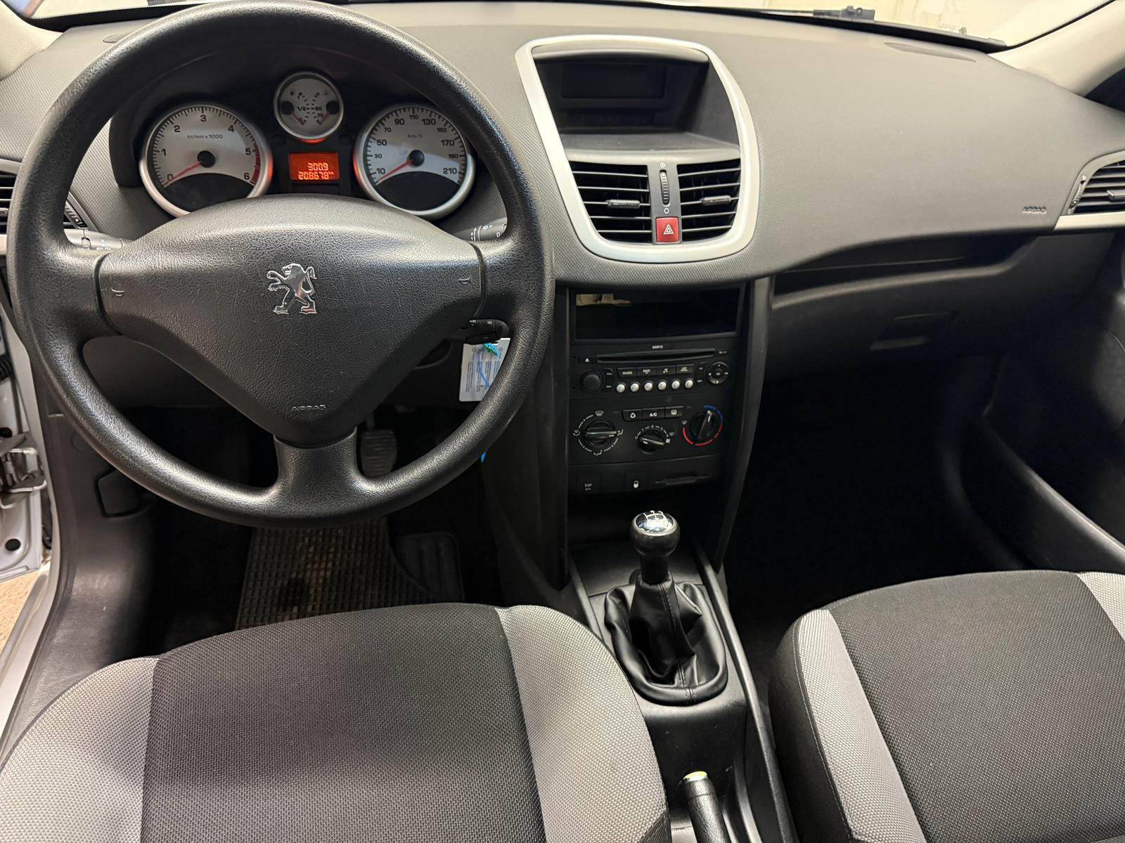 Peugeot 207 1.4 Hdi
